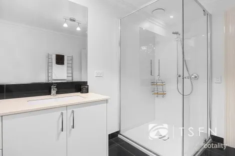 Property photo of 14 Langston Street Bendigo VIC 3550