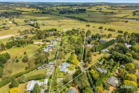 Property photo of 35 Elizabeth Street Burradoo NSW 2576