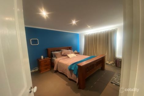 Property photo of 2 Sahara Way Truganina VIC 3029
