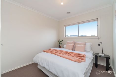 Property photo of 32 Runecrest Terrace Epping VIC 3076
