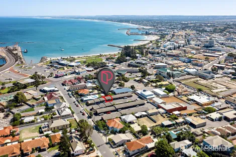 11/13 Francis St, Geraldton, WA 6530