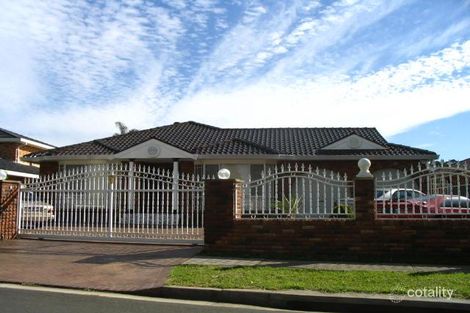 Property photo of 5 Crosio Place Bonnyrigg NSW 2177
