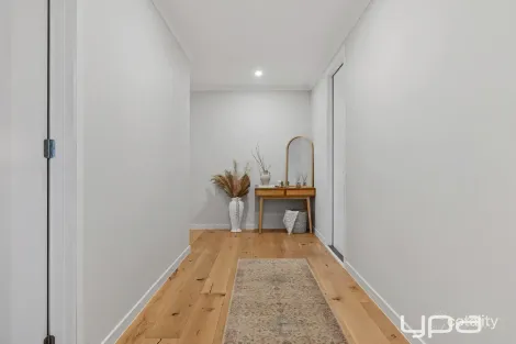 Property photo of 10 Keddell Place Maddingley VIC 3340