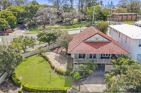 Property photo of 35 Ferguson Road Camp Hill QLD 4152