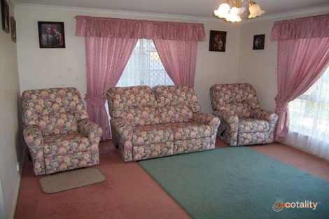 Property photo of 9 Barlow Street Cranley QLD 4350