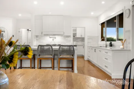 Property photo of 31 The Wridgeway Mount Evelyn VIC 3796