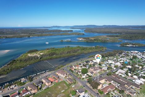 Property photo of 1/11-13 Baird Street Tuncurry NSW 2428