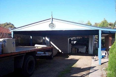Property photo of 32 Fenfield Street Cranbourne VIC 3977