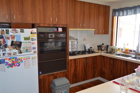 Property photo of 2/4 Amiens Close Bossley Park NSW 2176