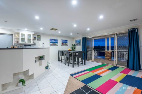 Property photo of 4 Woodridge Place Karabar NSW 2620