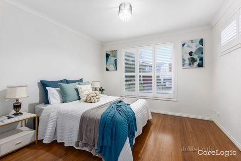 Property photo of 8 Coolarn Street Mount Waverley VIC 3149