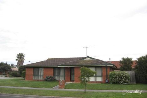 Property photo of 31 Collins Crescent Berwick VIC 3806