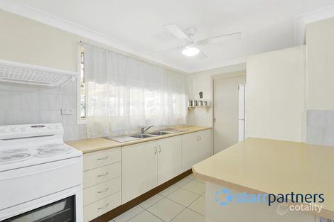 Property photo of 6 Viola Place Rosemeadow NSW 2560
