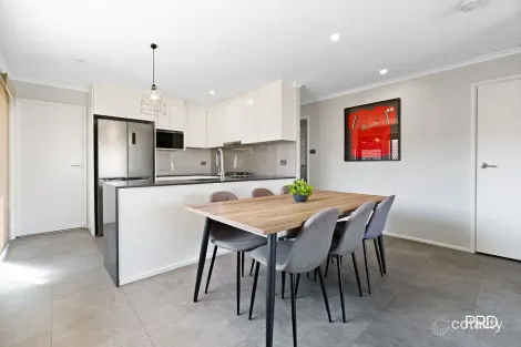 Property photo of 4 Mozart Place Cranebrook NSW 2749