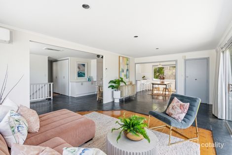 4 Ewan St, Southport, QLD 4215