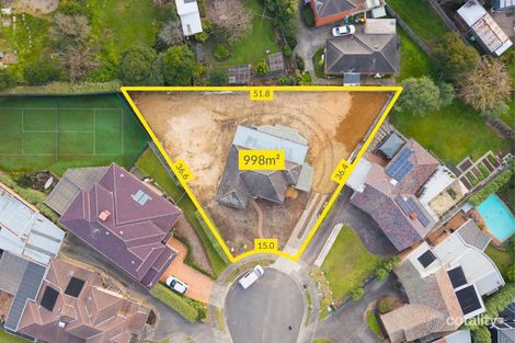 4 VALENTINE CT, GLEN WAVERLEY, VIC 3150