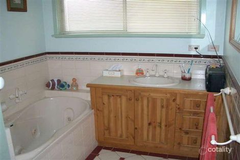 Property photo of 184 Newcombe Street Portarlington VIC 3223