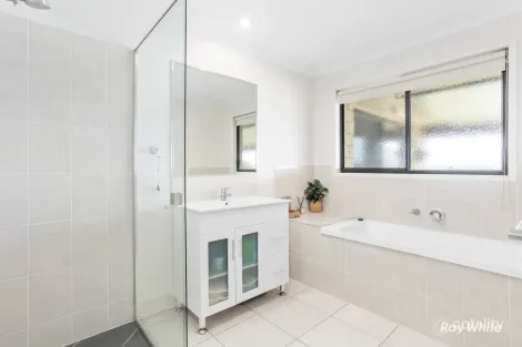 Property photo of 16 Hitching Rail Drive Tanby QLD 4703