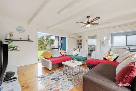 Property photo of 21 Sinclair Avenue Surf Beach VIC 3922