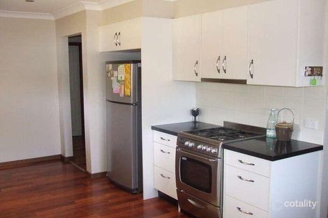 Property photo of 10 Cooinbil Crescent Kooringal NSW 2650