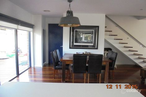 Property photo of 32/40 McCubbin Way Caroline Springs VIC 3023