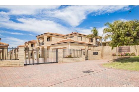10/28 Hastings St, Scarborough, WA 6019