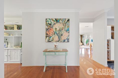 Property photo of 8 Johnsonia Bend Hammond Park WA 6164