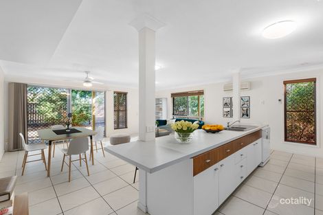 9/8 Eric Rd, Holland Park, QLD 4121