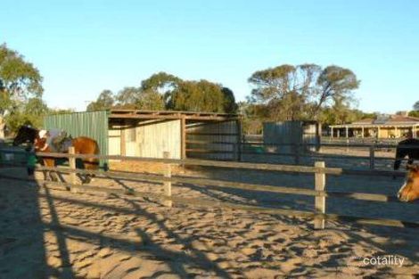 Property photo of 38 Longva Road Moresby WA 6530