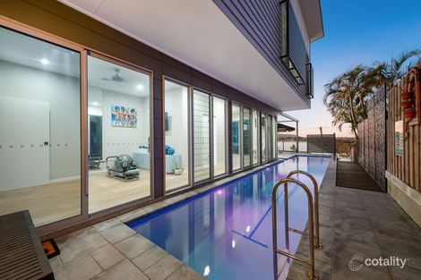 Property photo of 30 Main Street Crescent Head NSW 2440