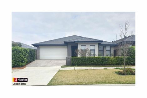 Property photo of 3 Tarrawarra Avenue Gledswood Hills NSW 2557