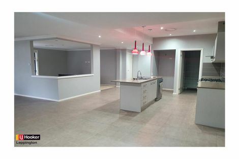 Property photo of 3 Tarrawarra Avenue Gledswood Hills NSW 2557