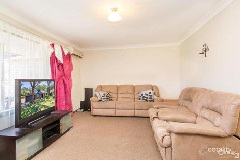 Property photo of 34 Samantha Crescent Kincumber NSW 2251