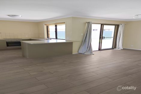 Property photo of 11 Allira Crescent Carseldine QLD 4034