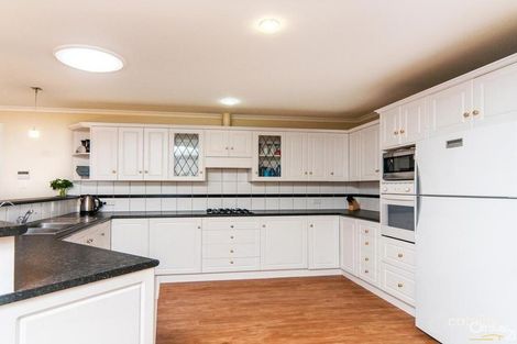 Property photo of 14 Dalmeny Drive Mount Barker SA 5251