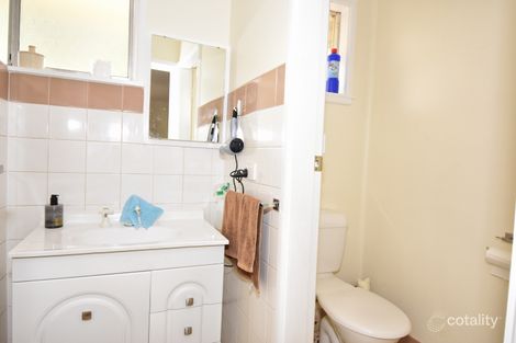 Property photo of 33 Grenfell Road Cowra NSW 2794