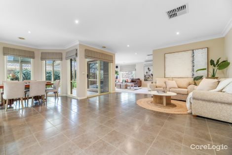 Property photo of 81 Fairholme Boulevard Berwick VIC 3806