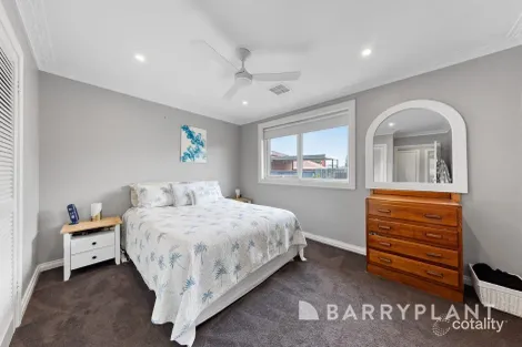 Property photo of 2 Luxford Street St Albans VIC 3021