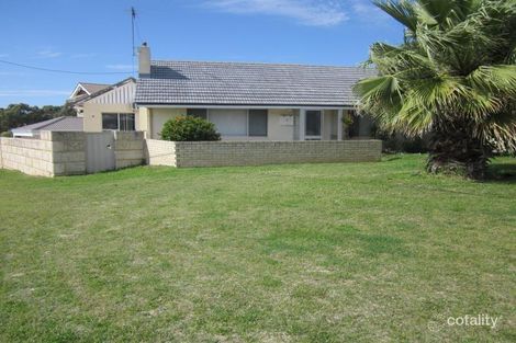 1 Lefroy St, Trigg, WA 6029