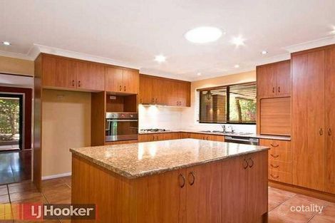 Property photo of 17 Creswick Place Bellbowrie QLD 4070
