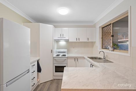 Property photo of 2/15 Emsworth Street Wynnum QLD 4178