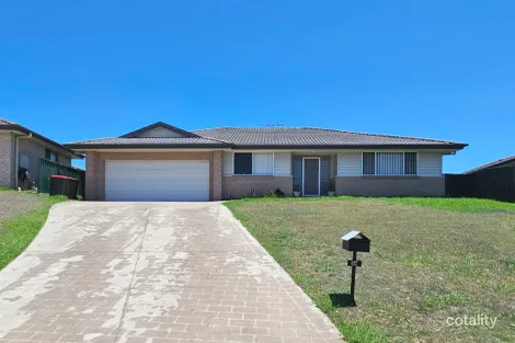 24 Mileham Cct, Rutherford, NSW 2320