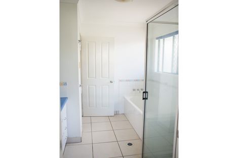 Property photo of 37 Noscov Crescent Kelso QLD 4815