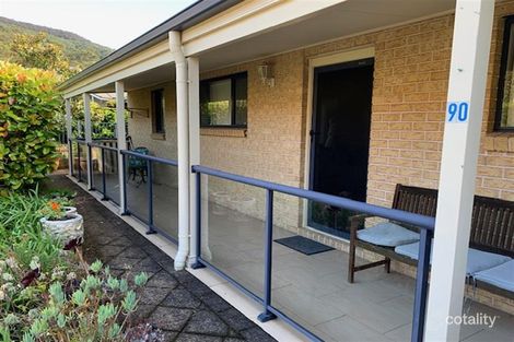 Property photo of 90 Valley Drive Figtree NSW 2525