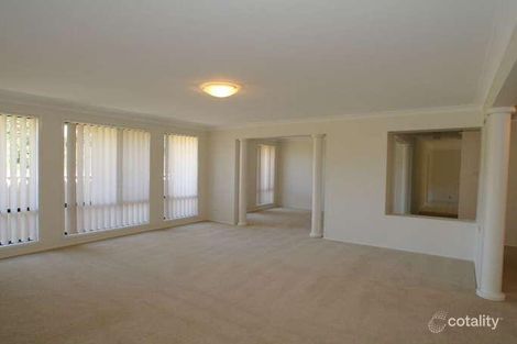 Property photo of 35 Gardenia Crescent Bomaderry NSW 2541