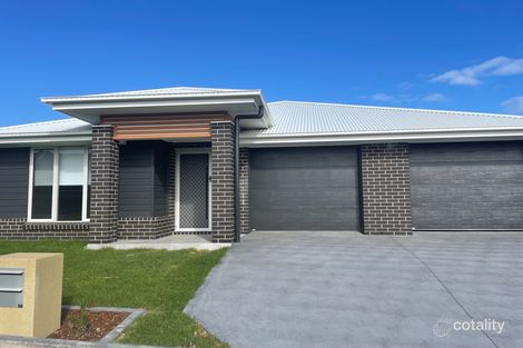 2/11 Buttercup Lane, Raymond Terrace, NSW 2324