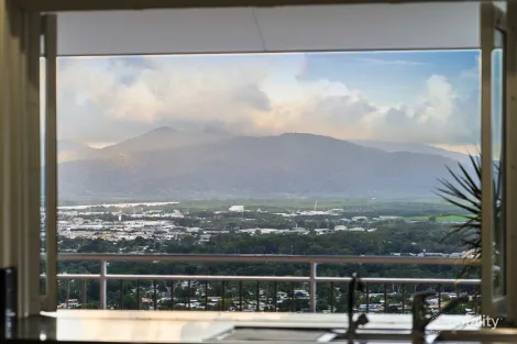 Property photo of 14 Coreega Close Mooroobool QLD 4870