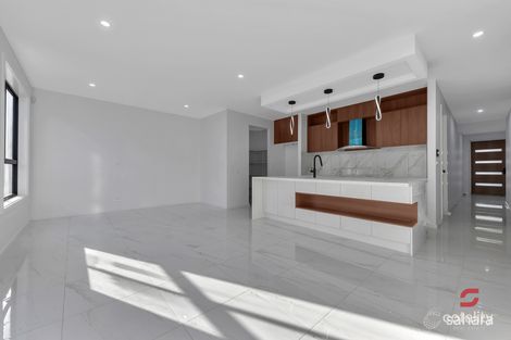 Property photo of 5 Damesfly Circuit Tarneit VIC 3029