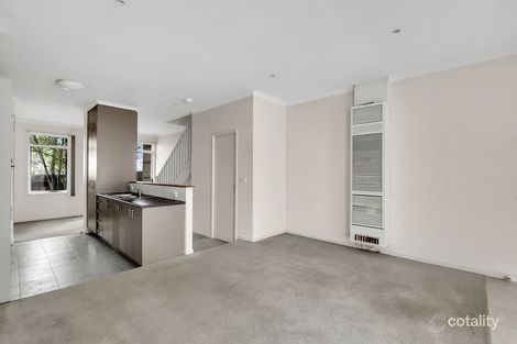 Property photo of 12/121 Grange Boulevard Bundoora VIC 3083