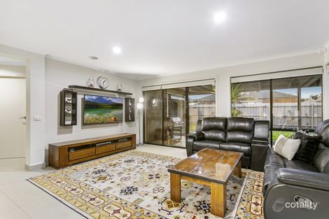 Property photo of 13 Osmington Circle Narre Warren South VIC 3805